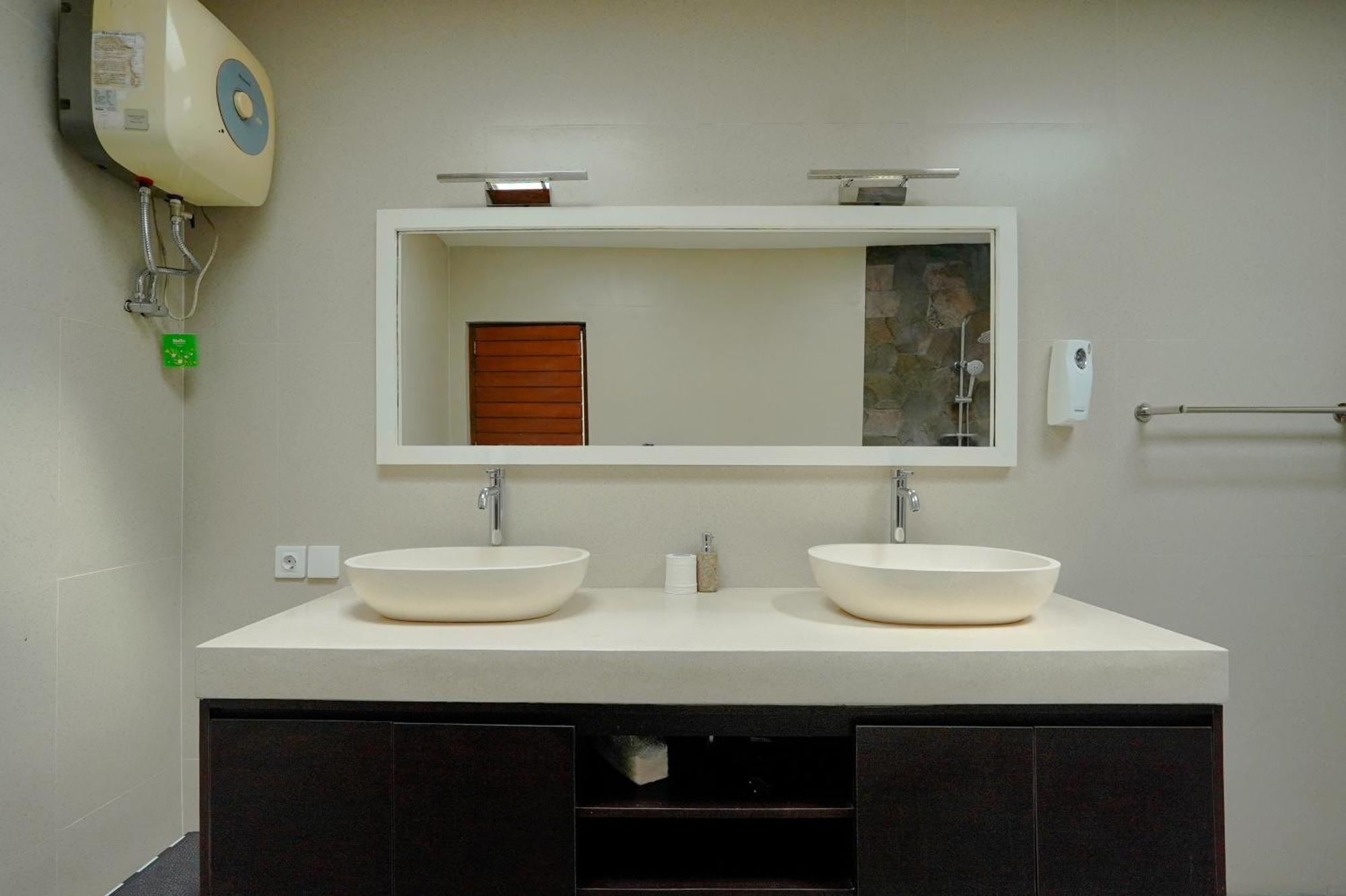 Eldborg Villas Seminyak Kamer foto
